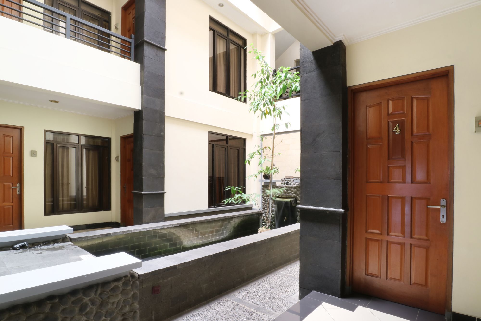 Fontana Residencia Tebet 1 Jakarta